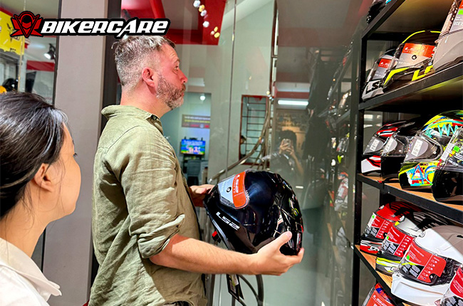 Bikercare Shop: The Visit Destination For A Good Fullface Helmet With Variety Of Price Ranges In Vietnam